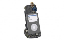 zombie-phone-holder-zombie-statue