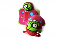 zombie-girl-pillow-zombie-gifts