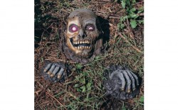 zombie-skull-lawn-art-b