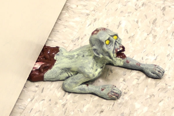 Zombie-Doorstop-Crawling-zombie-gift-zombie-gifts1