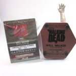 Gentle Giant The walking Dead Zombie Well Walker Mini-Bust bottom of base